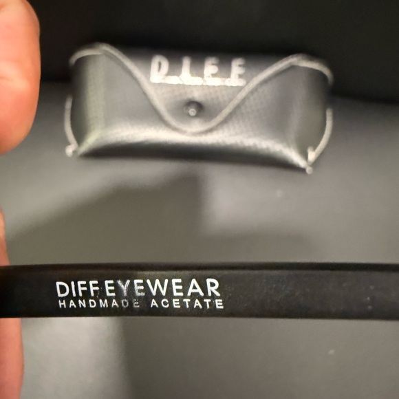 DIFF - Charlie MB-PK08P Matte Black Pink Lens Polarized
